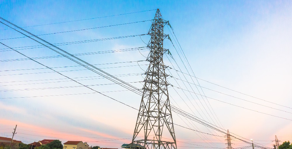 高壓電力輸送-走上了穩(wěn)定發(fā)展的道路